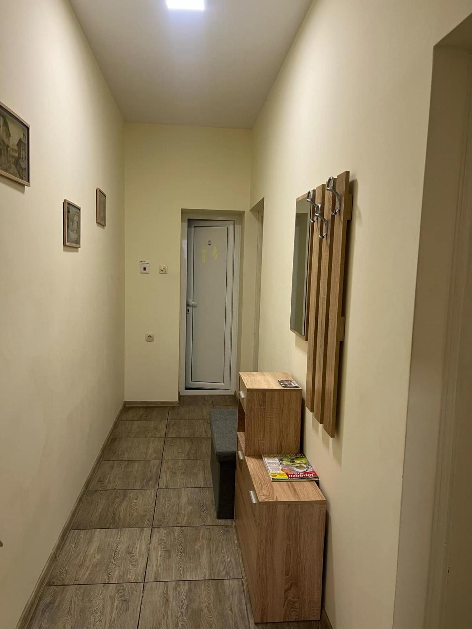 Стонел Apartment Велико Търново Екстериор снимка